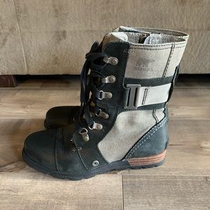 Sorel Major Carly boots size 6